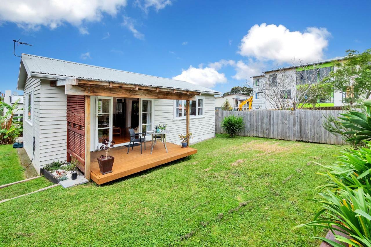 Sunny & Cozy Home Near Western Springs Auckland Exterior photo